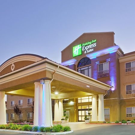 Holiday Inn Express & Suites Salinas By Ihg Exterior photo